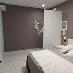 Suite48 *